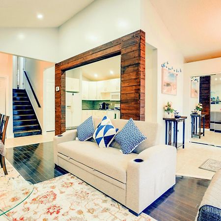 Furnished Family Home Near Toronto - Great Location Game Room - Backyard - Parking & Self Checkin Pickering Eksteriør billede